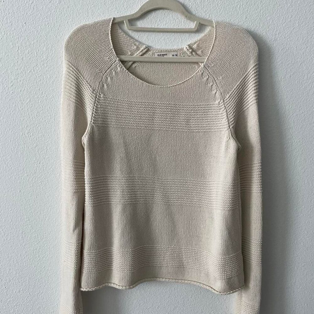 Old Navy Knit Sweater Women's M Y2K Vintage 2000s Pinterest Cream Aesthetic